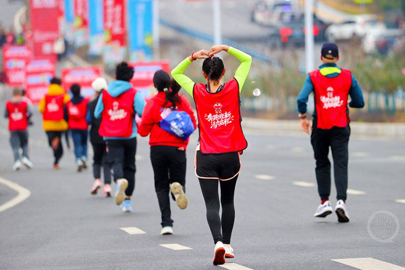 重慶黔江：跑步迎新年