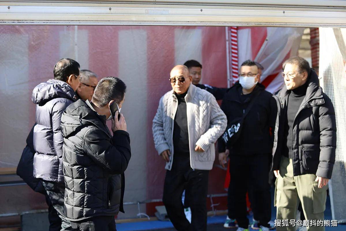 原創當黑社會遇上奢侈品：山口組元旦搗年糕，成了頂級奢侈品秀場