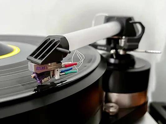 《Stereophile》“2025年度音響器材榜”（二）：獲獎的模擬類音源