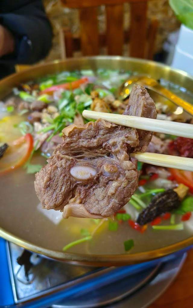 吉林長白山玩雪，這些滋補美食必須吃！