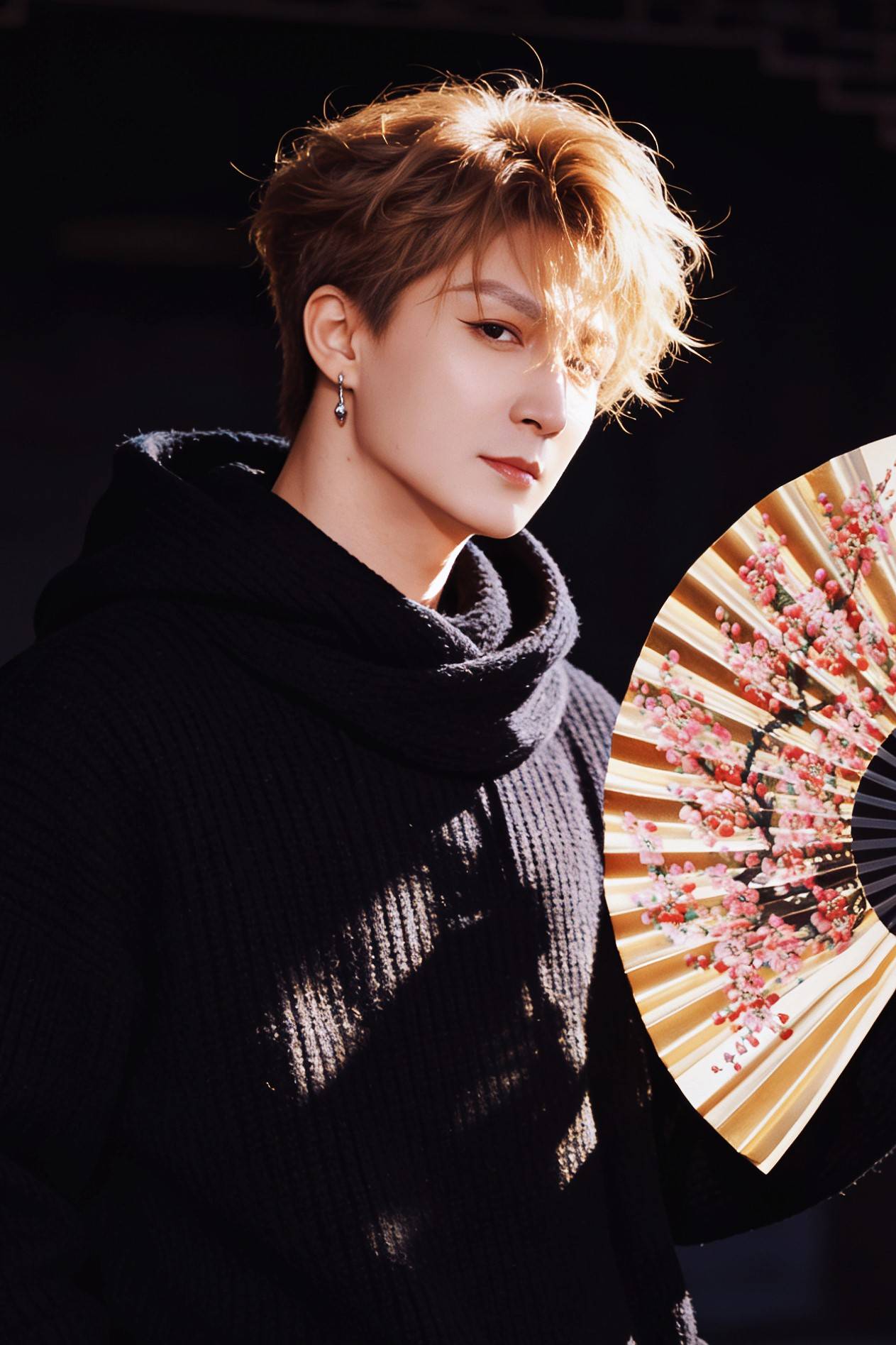 國風次元兩相宜 章磊全新動漫寫真詮釋跨界美學