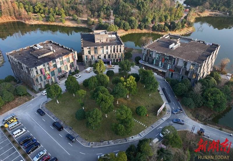 “湘”當有戲！ 湖南橫豎有戲影視城開業