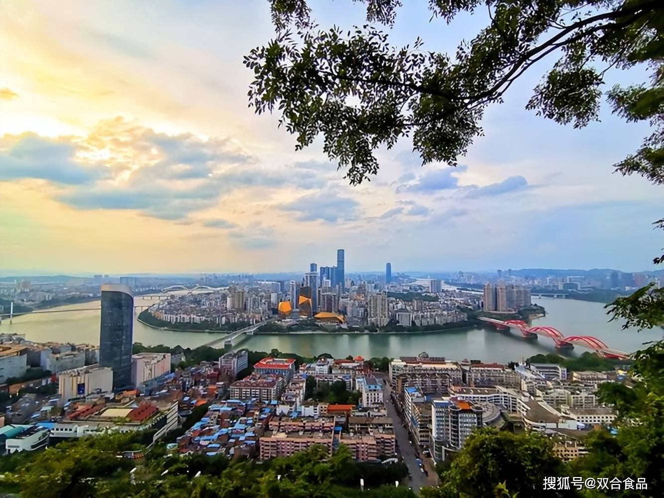 柳州都有什麼值得特意前來的特色？堪比貴州的地道美食，平替桂林的秀麗山水