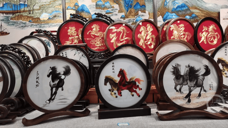 （2月17日8點發）馬年說馬·亂針繡丨東方刺繡裡的馬踏祥雲