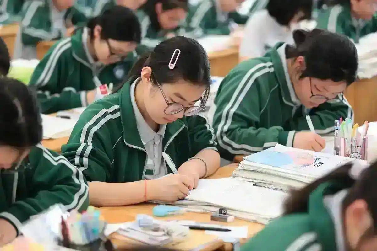 原創準大一必看：如何快速加入學生會？